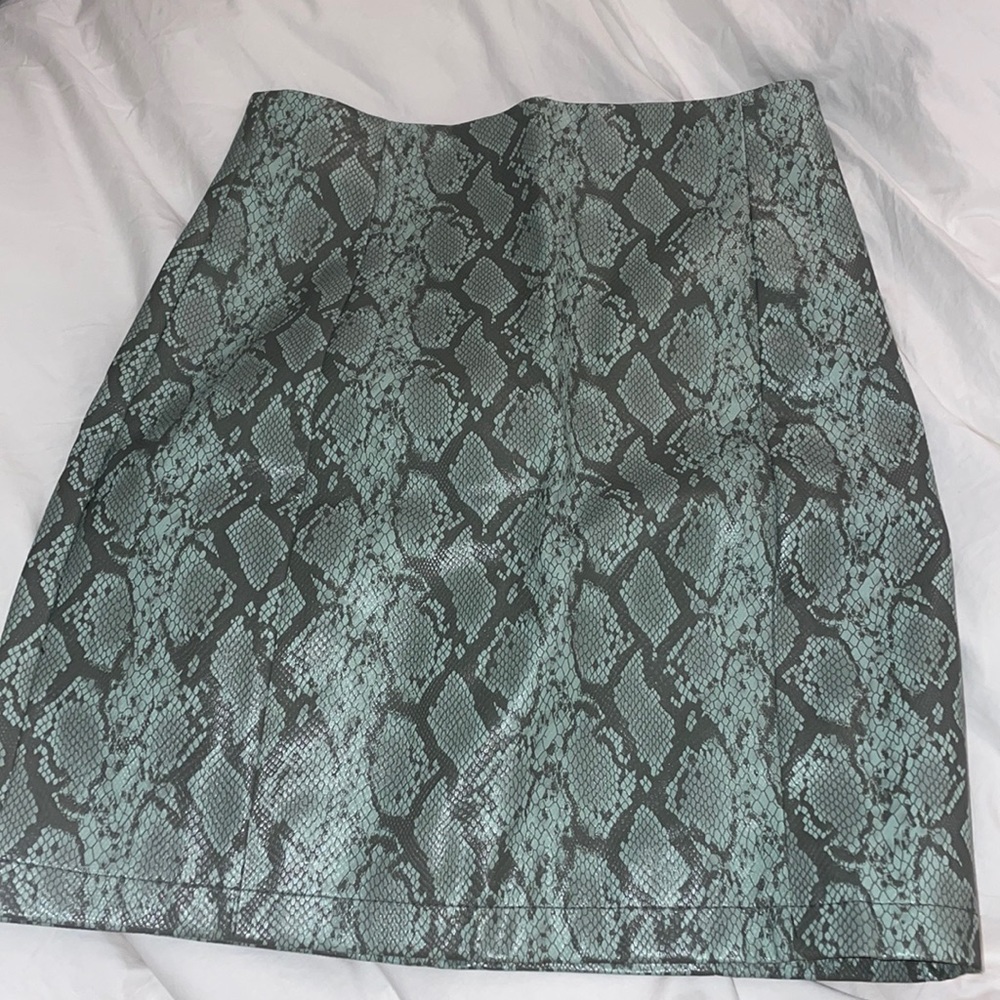 Leather skirt